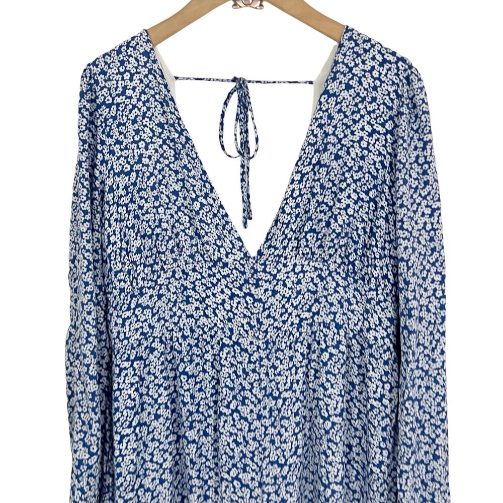 Lulus Afternoon Out Blue Floral Print Long Sleeve Jumpsuit Size Large - Picture 4 of 7